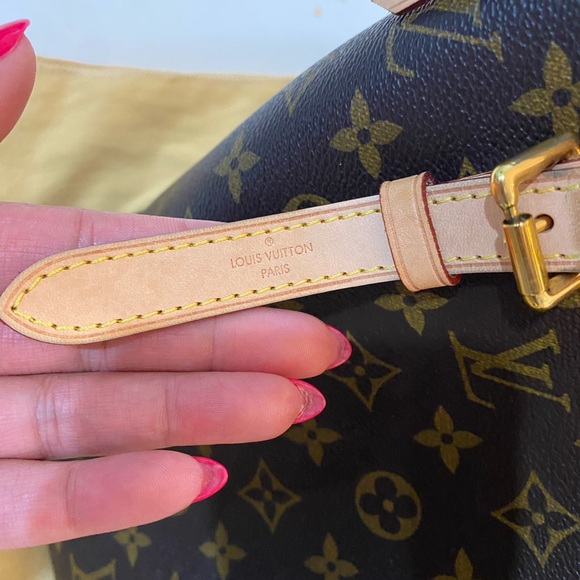 Like new Louis Vuitton Tuileries tote - Picture 10 of 10